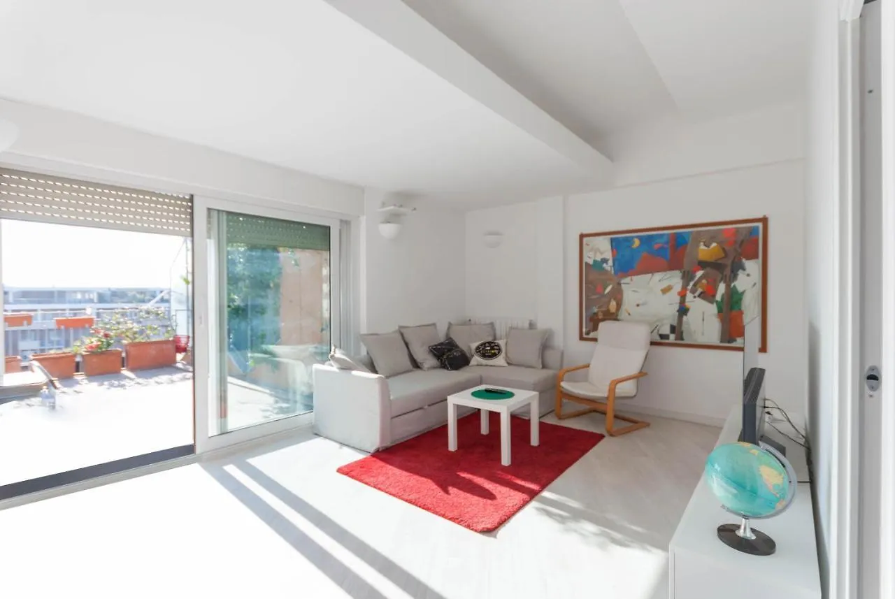 Exclusive Rooftop Apartment With Large Terrace In Solari/Tortona Milan Italie
