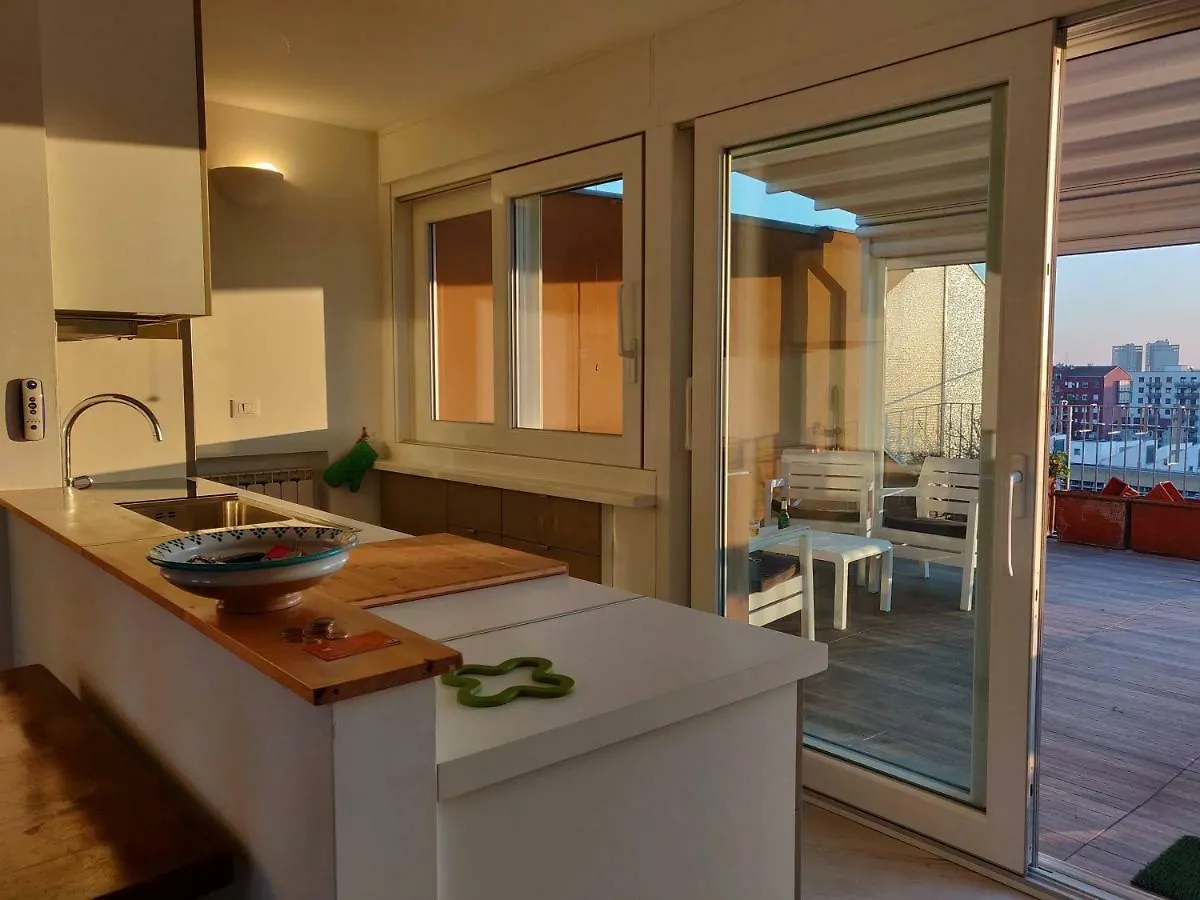 Exclusive Rooftop Apartment With Large Terrace In Solari/Tortona Milan 0*,